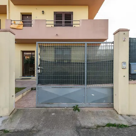 Stefania House